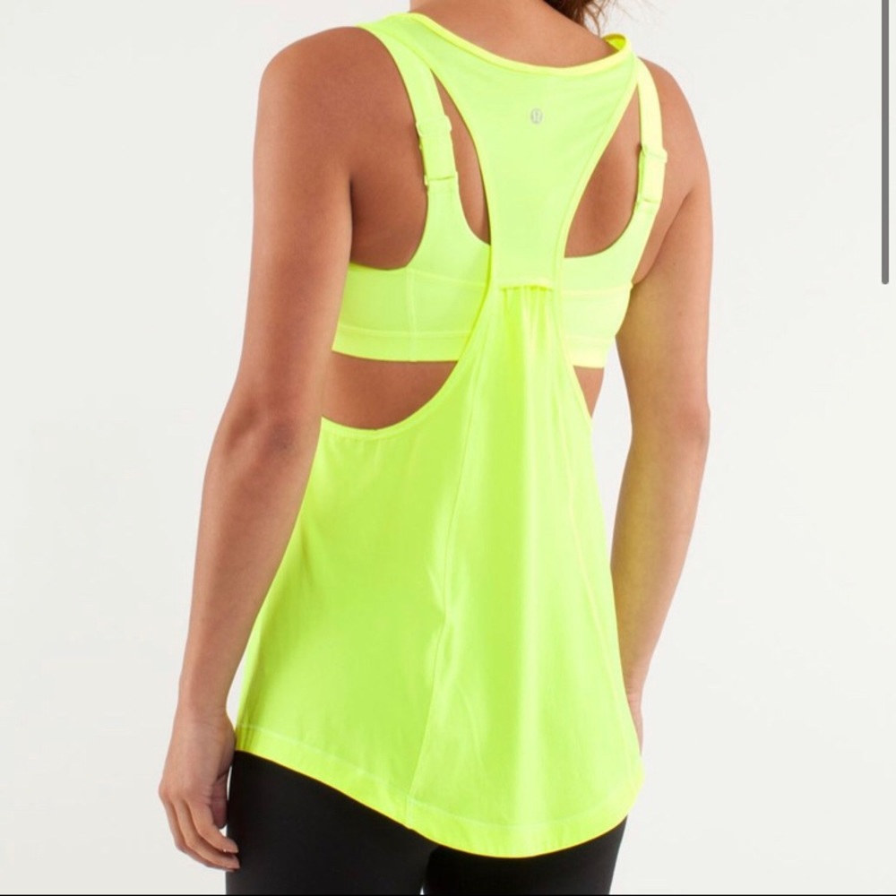 Lululemon Run for your money tank w/bra size 2